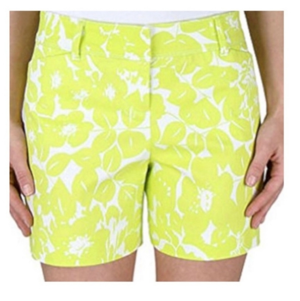 🆕️ The Limited Lime Green White Shorts Size 4